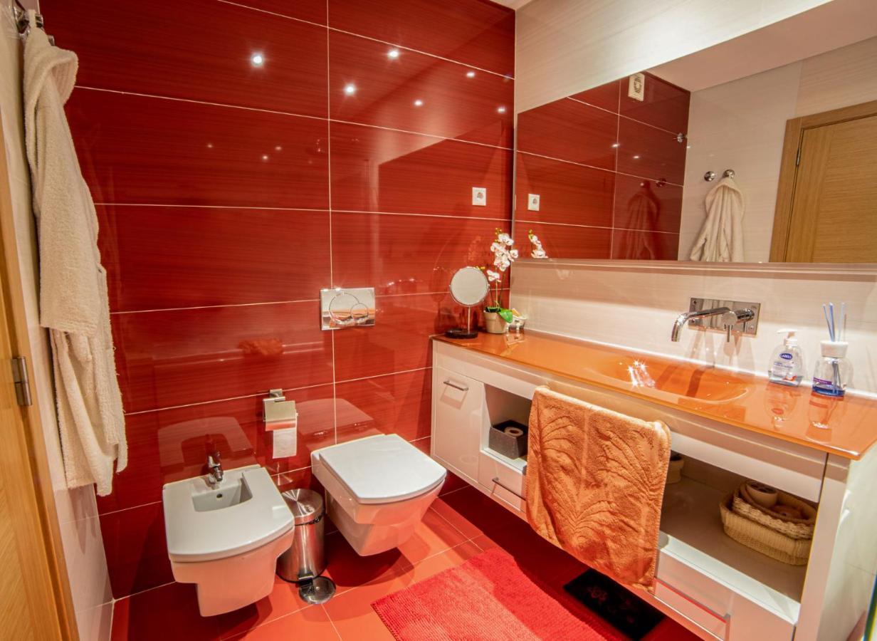 Lovely Apartment Near Airport And Nations Park, With Garage Loures Buitenkant foto