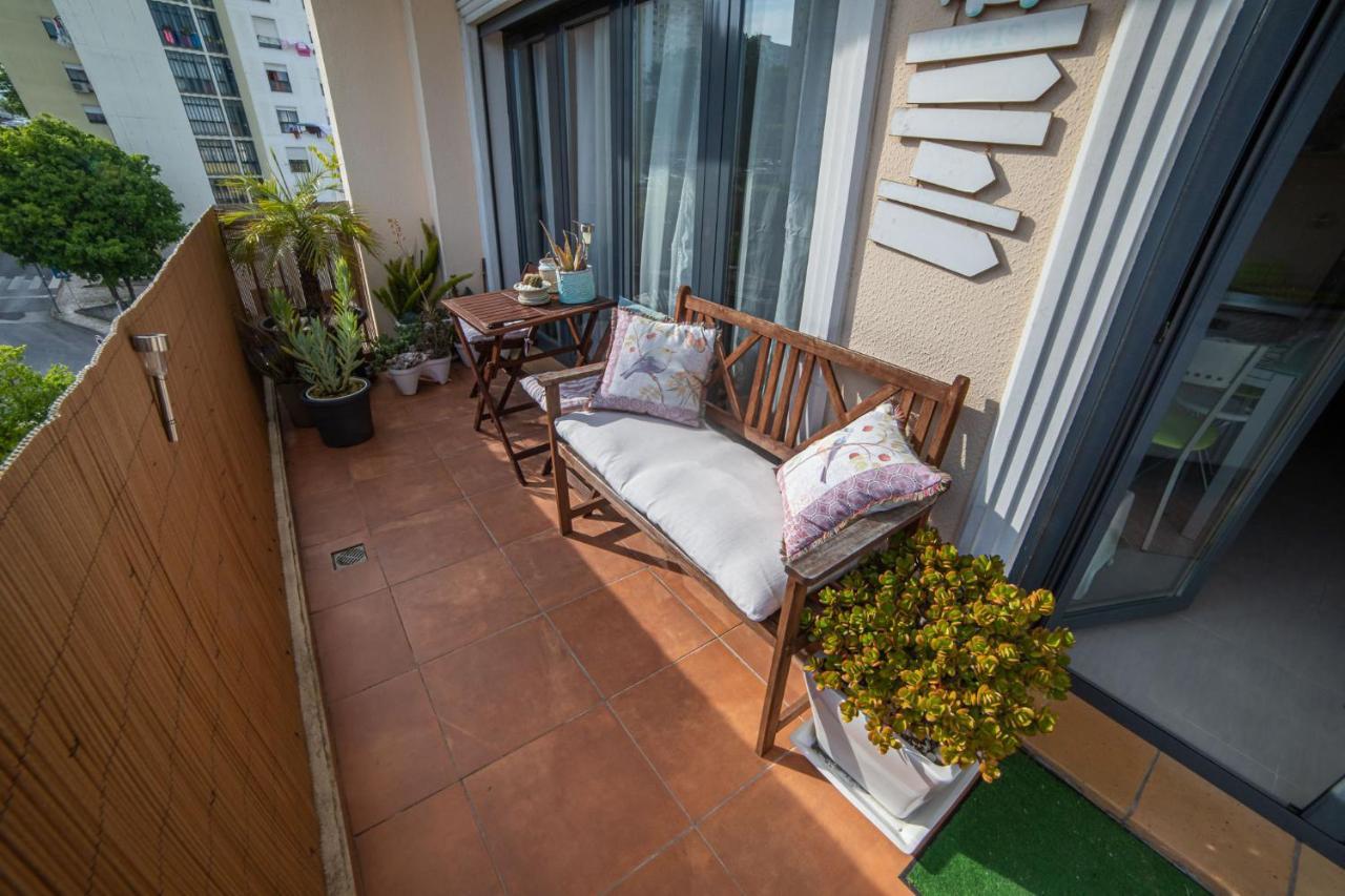Lovely Apartment Near Airport And Nations Park, With Garage Loures Buitenkant foto