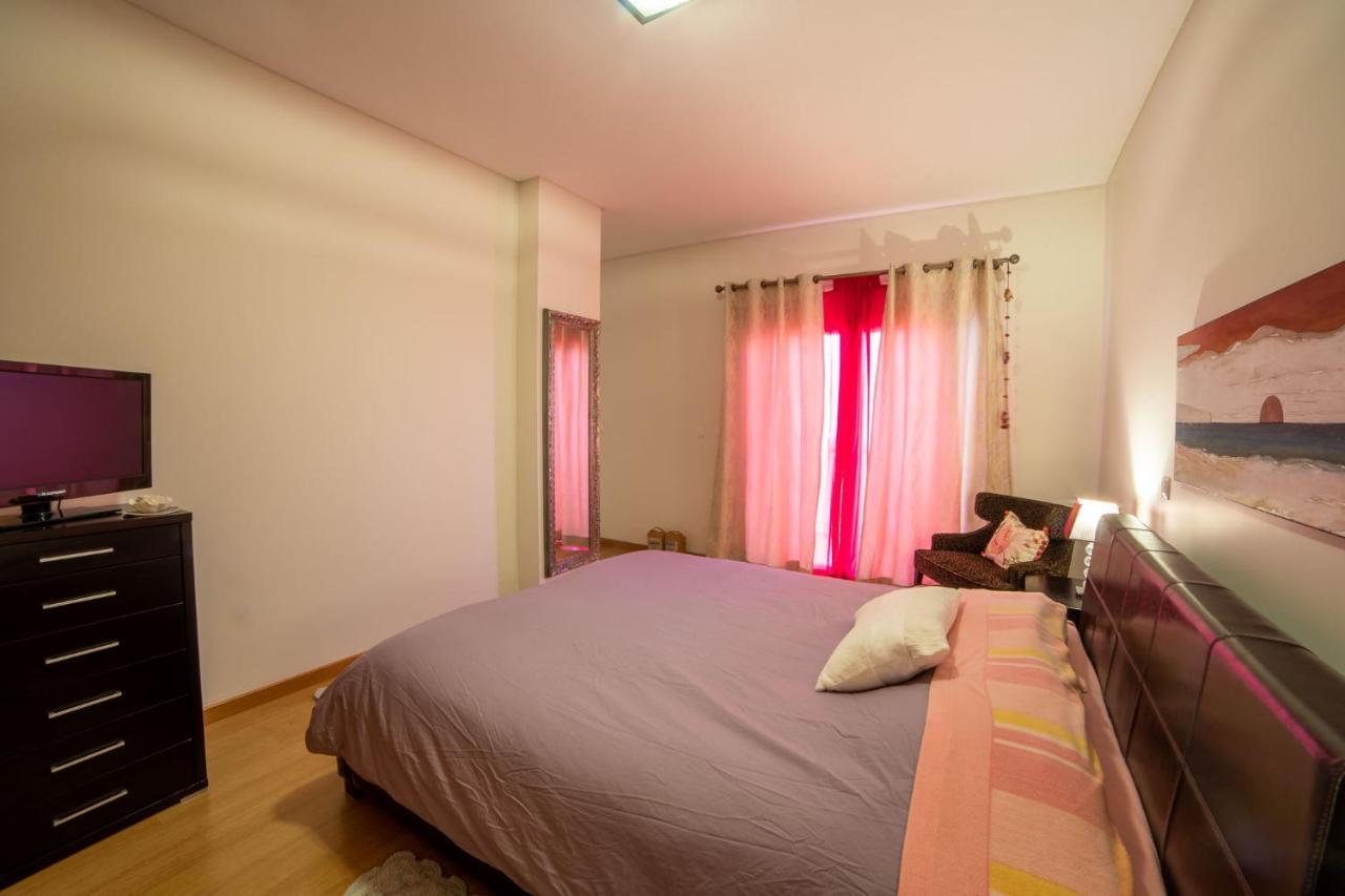 Lovely Apartment Near Airport And Nations Park, With Garage Loures Buitenkant foto