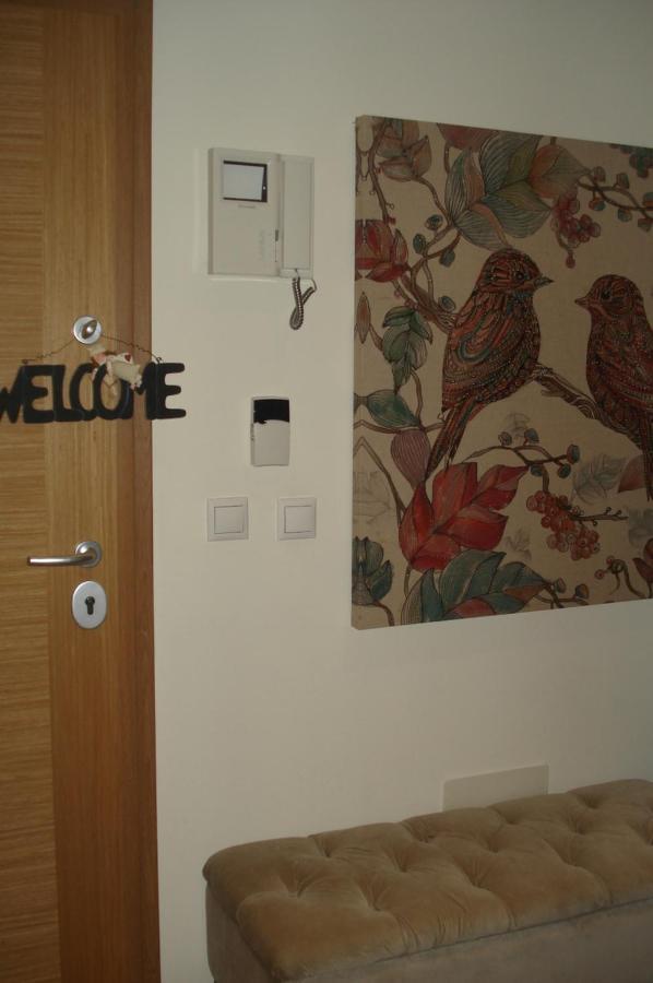 Lovely Apartment Near Airport And Nations Park, With Garage Loures Buitenkant foto